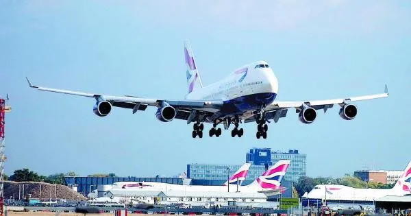 Heathrow third runway could be delayed until 2039 as PM quizzed on support